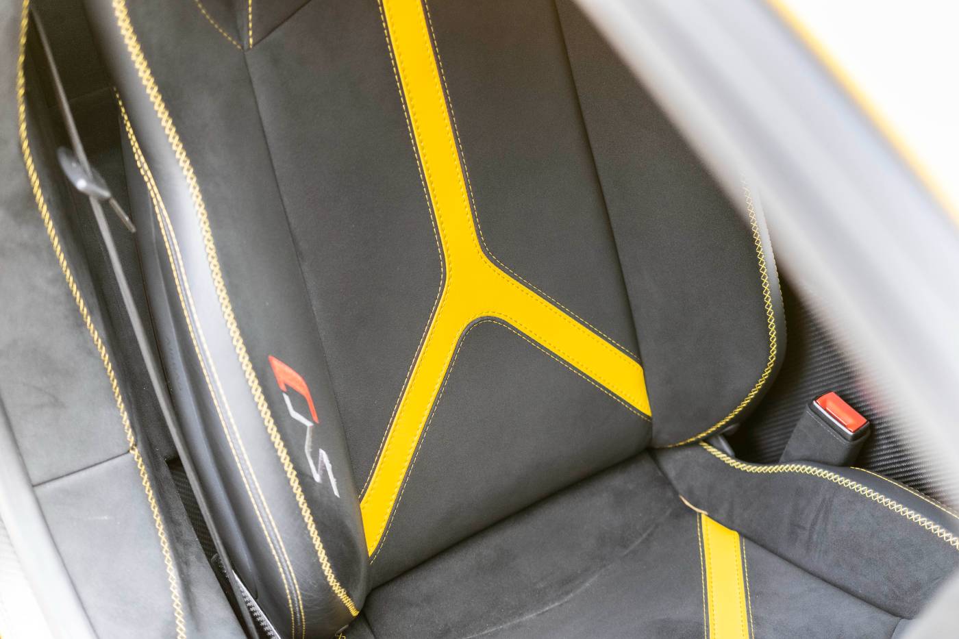 Soft Indoor Car Cover for Lamborghini Aventador SVJ Roadster, 109,00 €